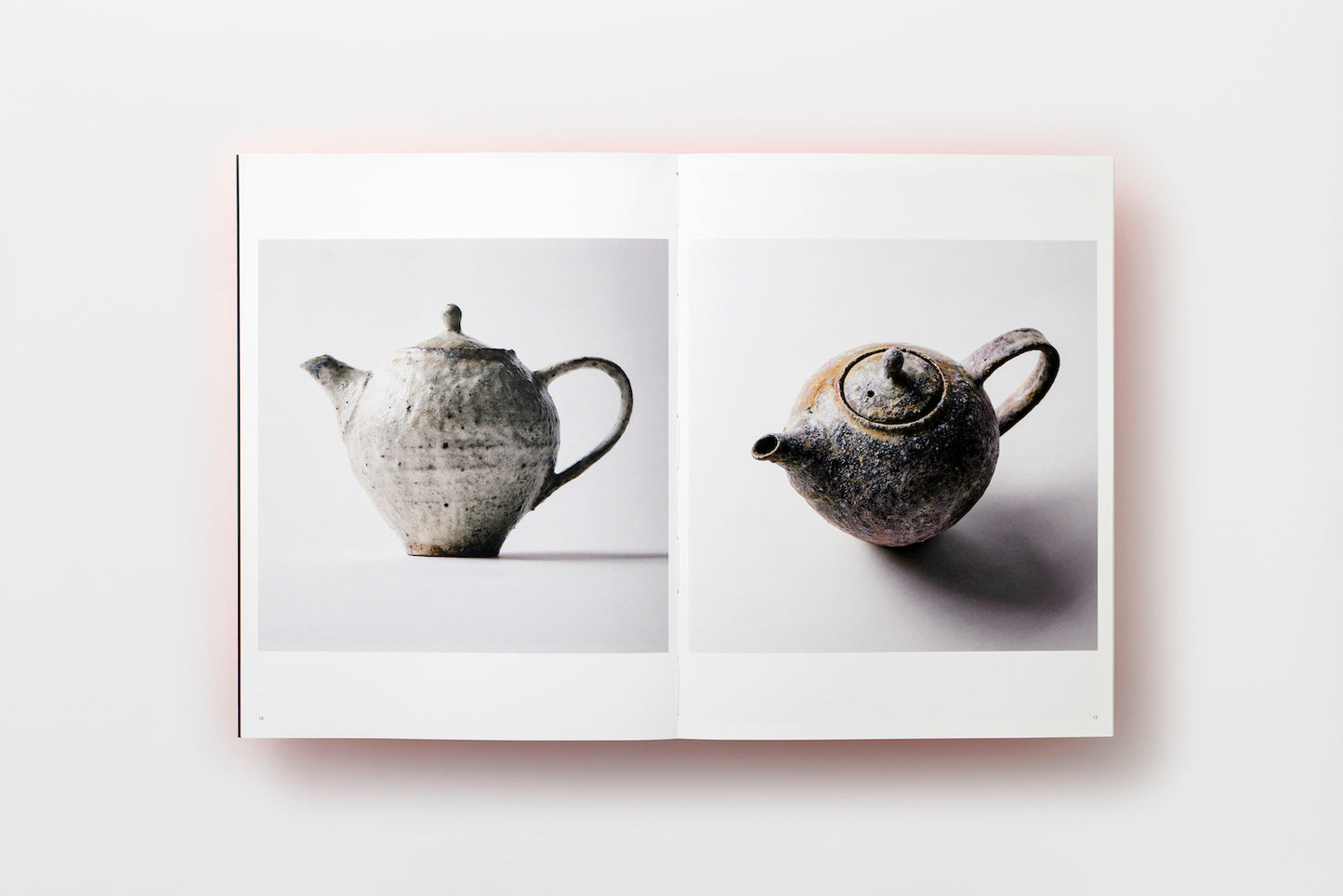 八田さんの直筆サイン入り /『HATTA TORU Ceramics 八田亨の仕事』