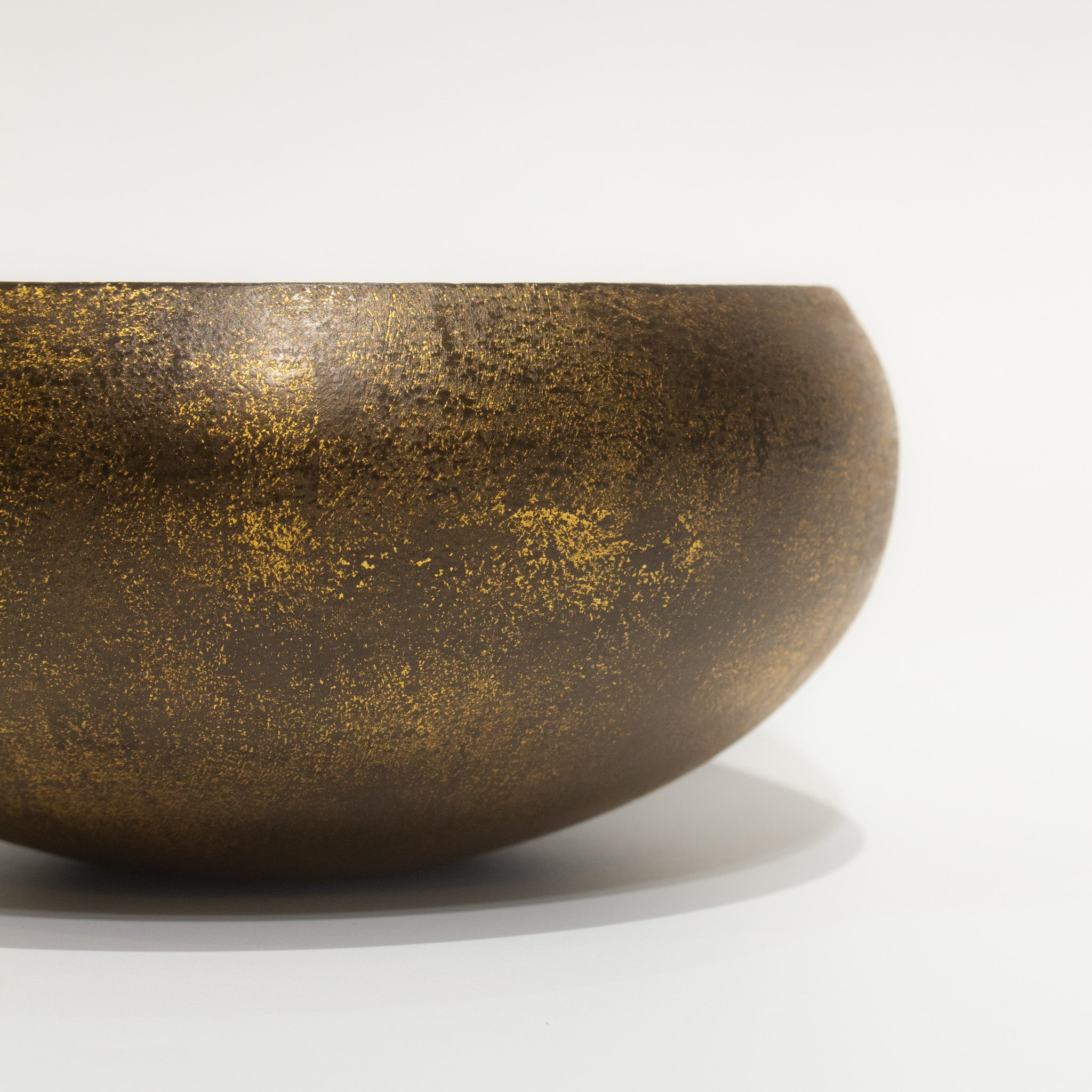 杉田明彦｜鉄鉢 中 金彩｜務古屋 オンラインショップ – 務古屋 Online shop